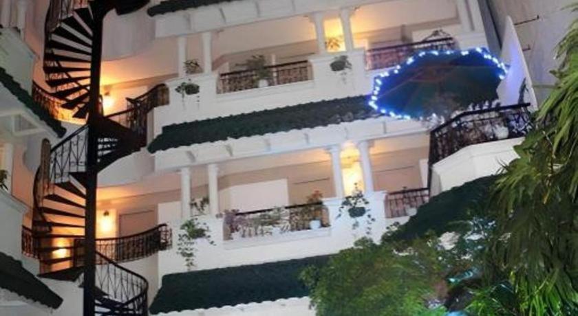 Hotel Galleria Davao Exterior photo
