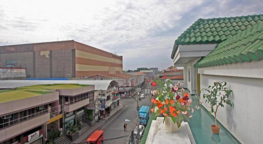 Hotel Galleria Davao Exterior photo